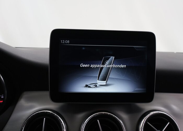 Mercedes-Benz CLA-Klasse 180 d Business Solution