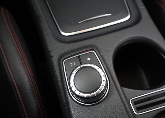 Mercedes-Benz CLA-Klasse 180 d Business Solution