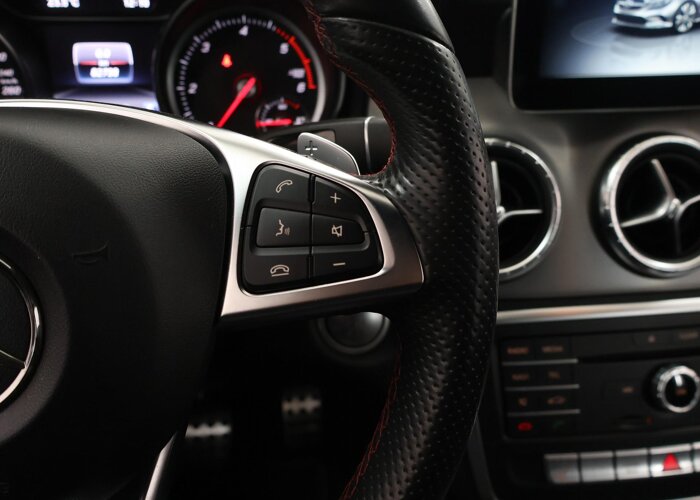 Mercedes-Benz CLA-Klasse 180 d Business Solution