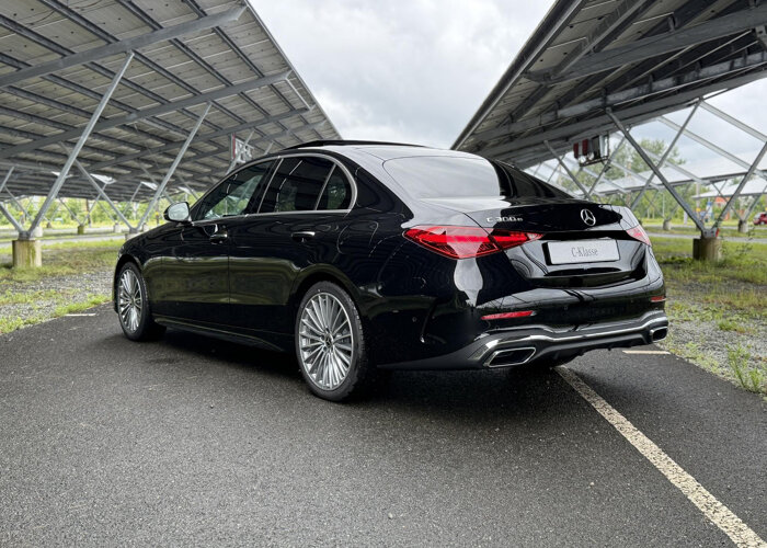 Mercedes-Benz C-Klasse 300e 140 Years Edition
