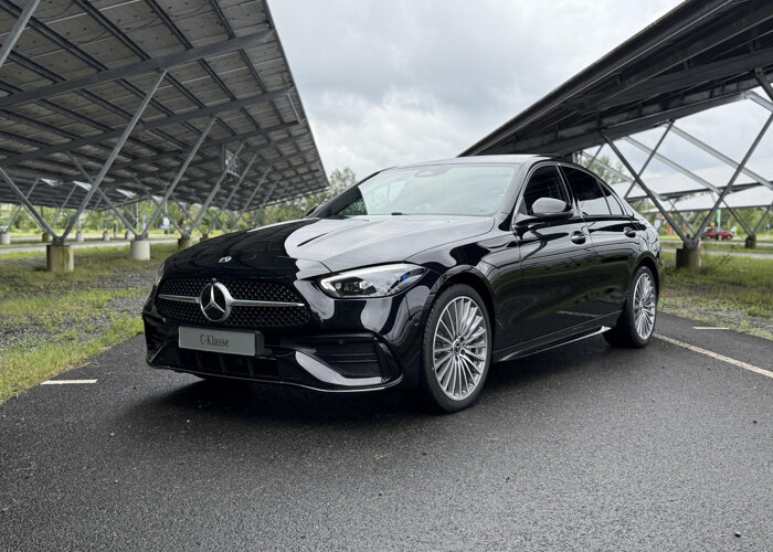 Mercedes-Benz C-Klasse 300e 140 Years Edition
