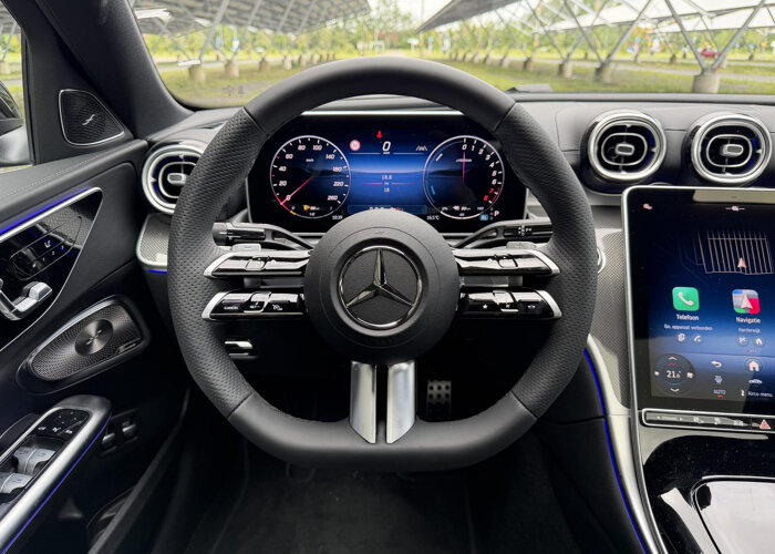 Mercedes-Benz C-Klasse 300e 140 Years Edition