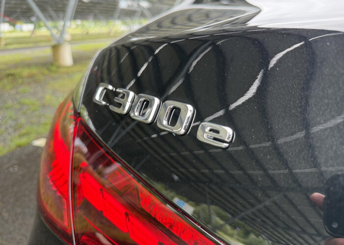 Mercedes-Benz C-Klasse 300e 140 Years Edition