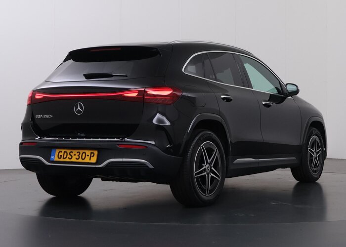 Mercedes-Benz EQA 250+ AMG Line 71 kWh