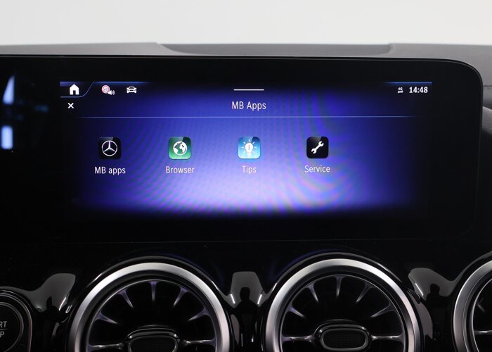 Mercedes-Benz EQA 250+ AMG Line 71 kWh