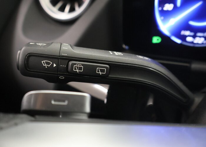 Mercedes-Benz EQA 250+ AMG Line 71 kWh
