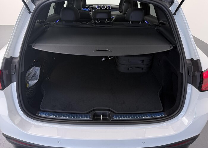 Mercedes-Benz GLC 300e 4MATIC AMG Line