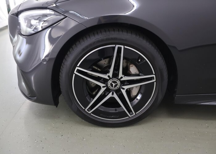 Mercedes-Benz C-Klasse 180 AMG Line