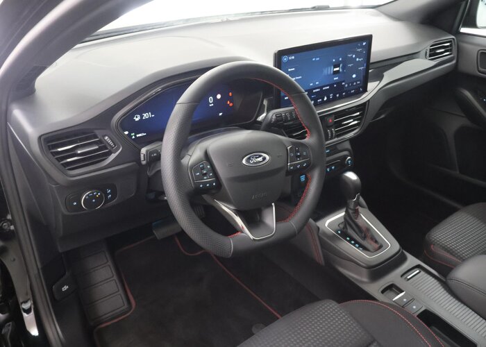 Ford Focus 1.0 EcoBoost Hybrid ST Line X