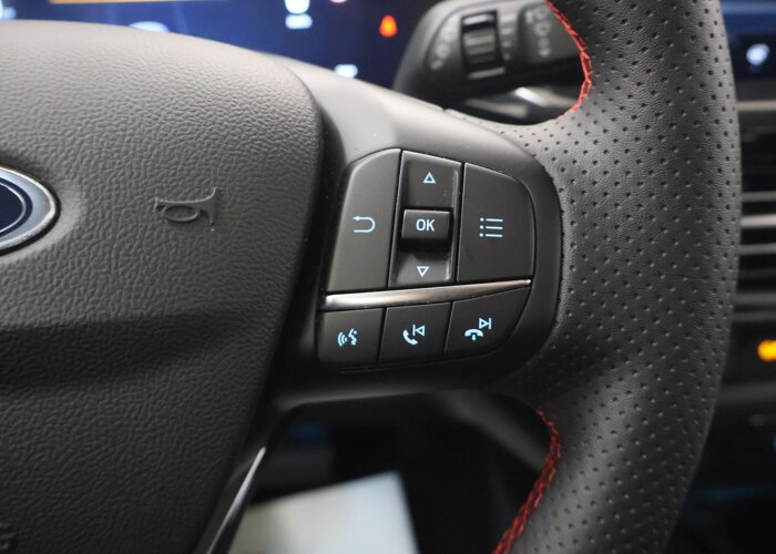 Ford Focus 1.0 EcoBoost Hybrid ST Line X