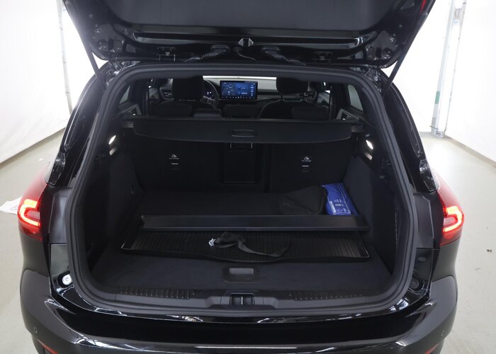 Ford Focus 1.0 EcoBoost Hybrid ST Line X