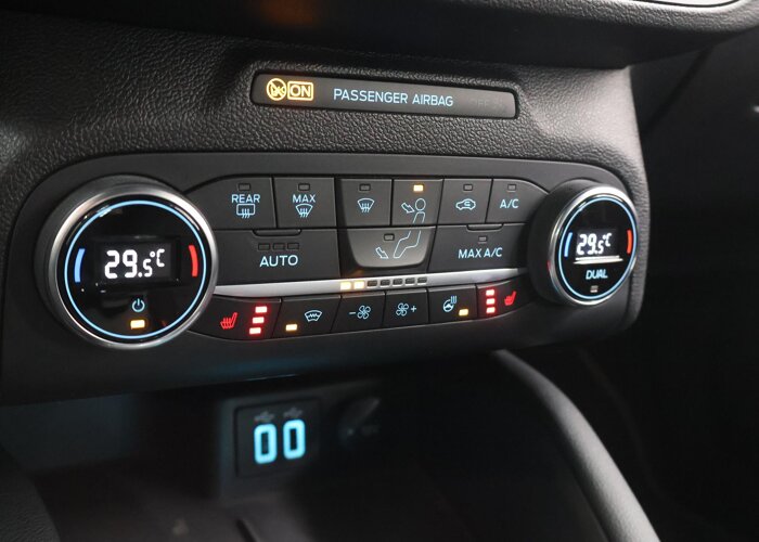 Ford Focus 1.5 EcoBoost ST Line X Business
