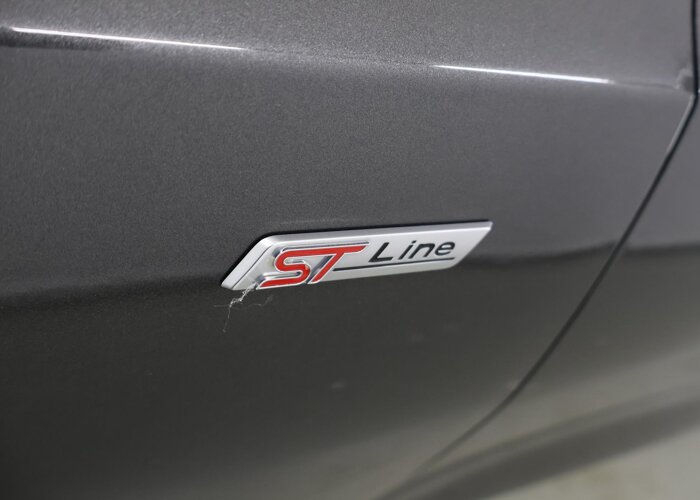 Ford Focus 1.5 EcoBoost ST Line X Business