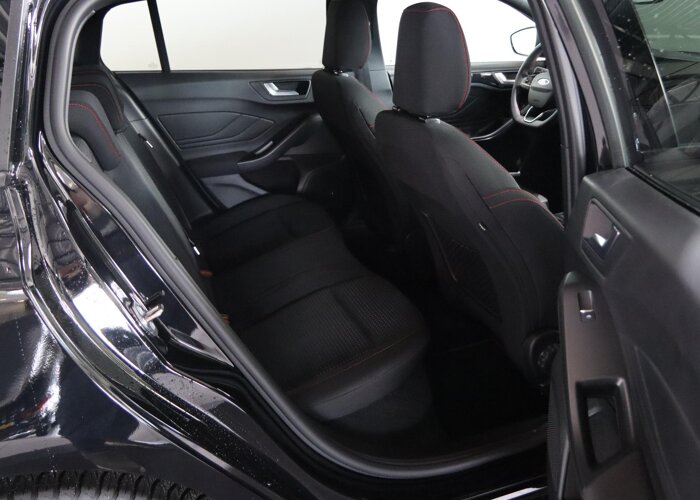 Ford FOCUS Wagon 1.0 EcoBoost Hybrid ST Line