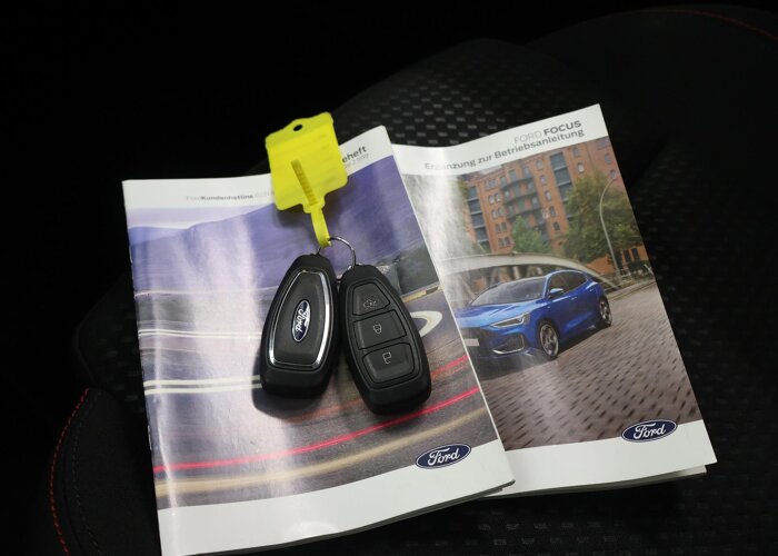 Ford FOCUS Wagon 1.0 EcoBoost Hybrid ST Line