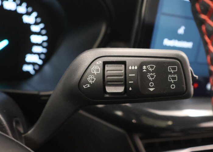 Ford FOCUS Wagon 1.0 EcoBoost Hybrid ST Line