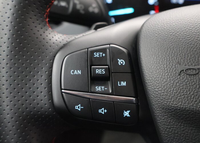 Ford FOCUS Wagon 1.0 EcoBoost Hybrid ST Line