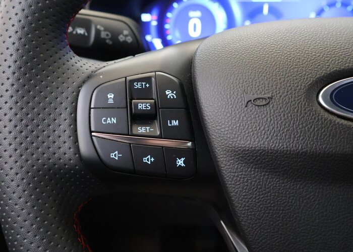 Ford FOCUS Wagon 1.0 EcoBoost Hybrid ST Line X
