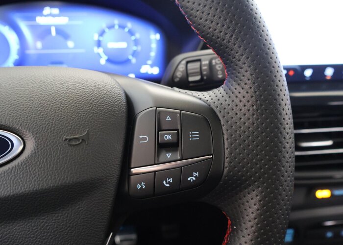 Ford FOCUS Wagon 1.0 EcoBoost Hybrid ST Line X