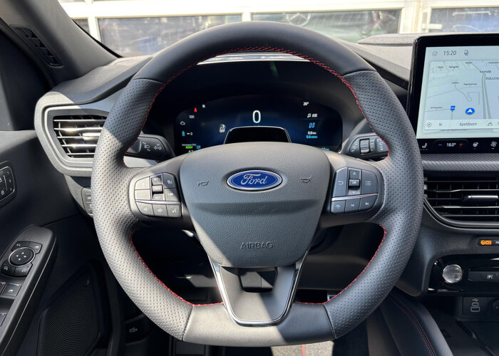 Ford Kuga 2.5 PHEV ST-Line X