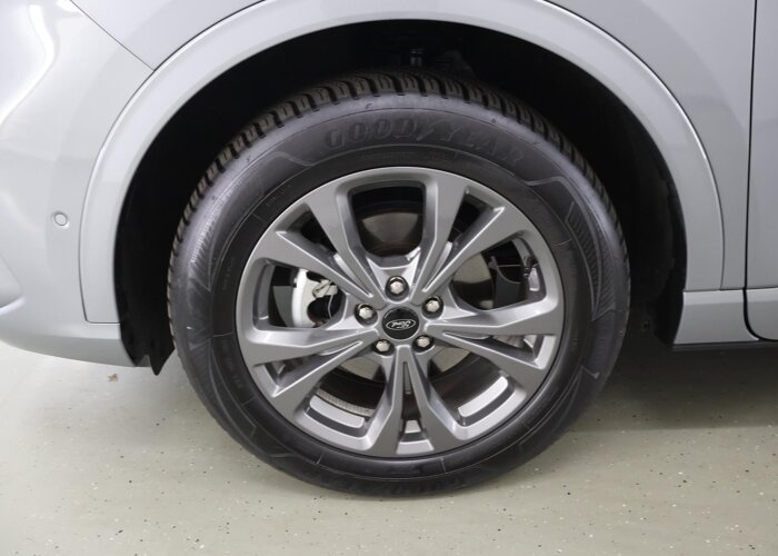 Ford Kuga 2.5 PHEV ST-Line X