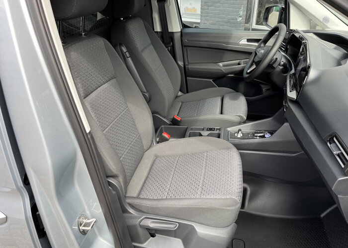 Ford Transit Connect 1.5 EcoBoost PHEV L1 Limited 150pk!