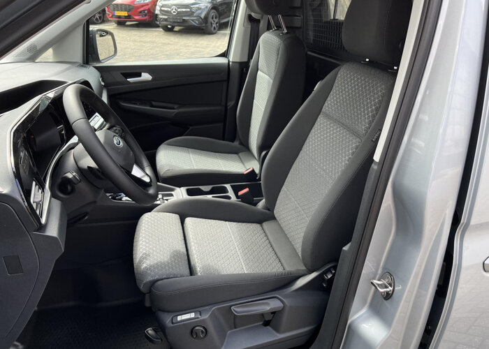 Ford Transit Connect 1.5 EcoBoost PHEV L1 Limited 150pk!