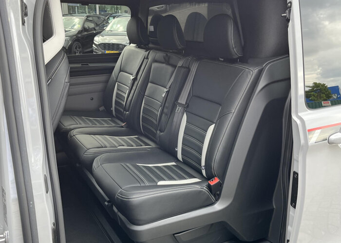 Ford Transit Custom 320 2.5 PHEV L2H1 Grey Platinum Dubbele Cabine
