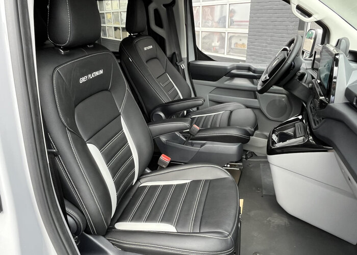Ford Transit Custom 320 2.5 PHEV L2H1 Grey Platinum Dubbele Cabine