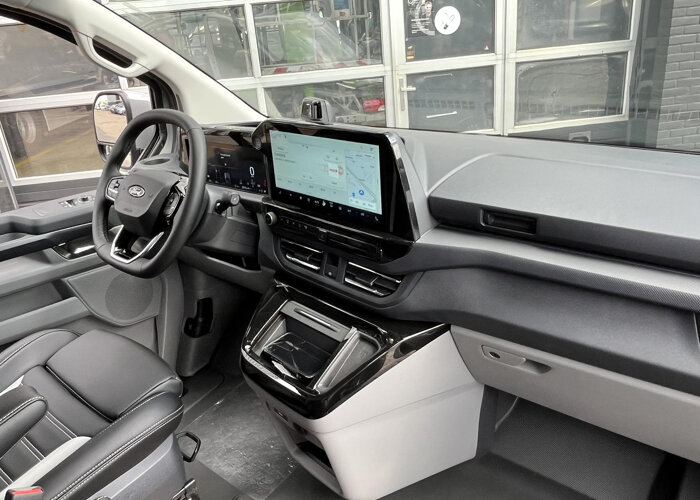 Ford Transit Custom 320 2.5 PHEV L2H1 Grey Platinum Dubbele Cabine
