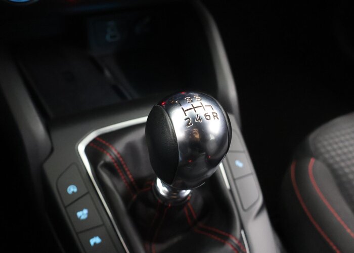 Ford Focus MCA ST-Line Style 1.0 EcoBoost Hybrid 6-bak 5-deur