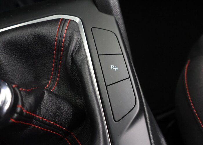 Ford Focus MCA ST-Line Style 1.0 EcoBoost Hybrid 6-bak 5-deur