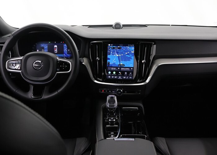 Volvo V60 2.0 T6 Plug-in hybrid AWD Ultra Dark