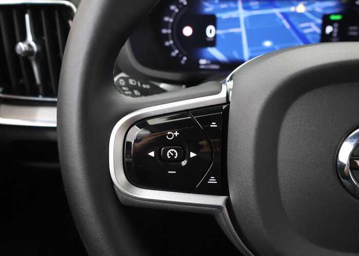 Volvo V60 2.0 T6 Plug-in hybrid AWD Ultra Dark