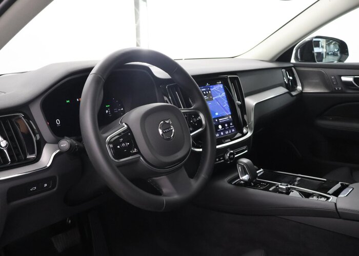 Volvo V60 2.0 T8 Plug-in hybrid AWD Ultra Dark
