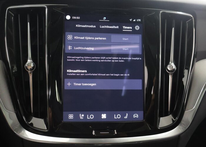 Volvo V60 2.0 T8 Plug-in hybrid AWD Ultra Dark