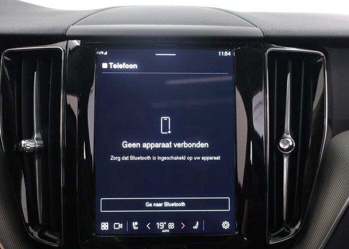 Volvo XC60 2.0 T6 Plug-in hybrid AWD Essential Bright
