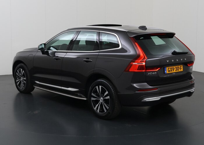 Volvo XC60 2.0 T6 Plug-in hybrid AWD Essential Bright
