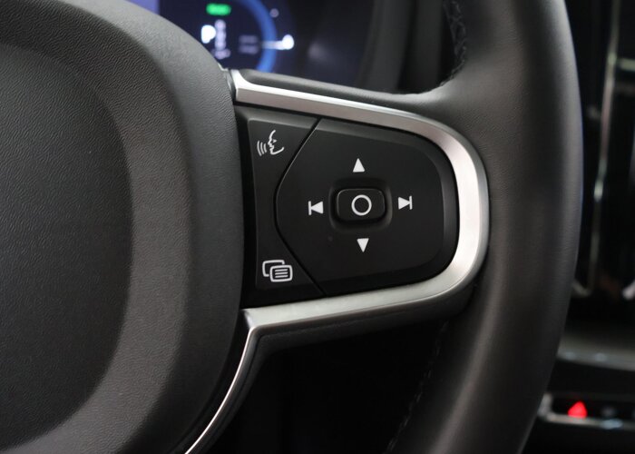 Volvo XC60 2.0 T6 Plug-in hybrid AWD Essential Bright