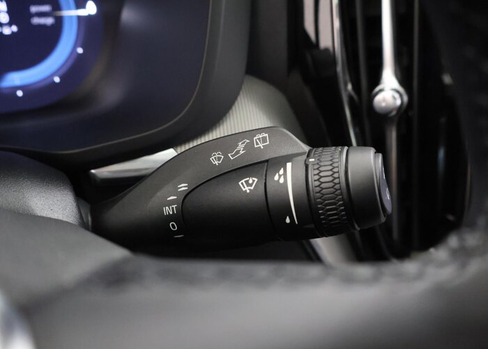 Volvo XC60 2.0 T6 Plug-in hybrid AWD Essential Bright