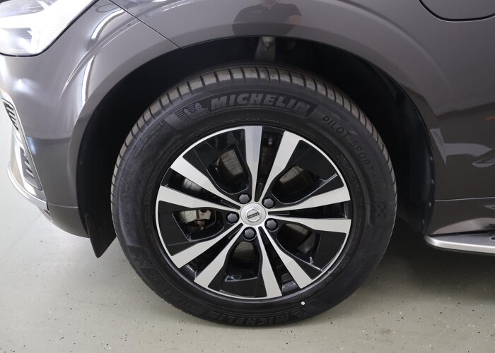 Volvo XC60 2.0 T6 Plug-in hybrid AWD Essential Bright