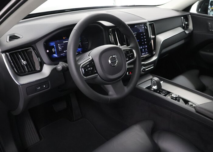 Volvo XC60 2.0 T6 Plug-in hybrid AWD Plus Dark