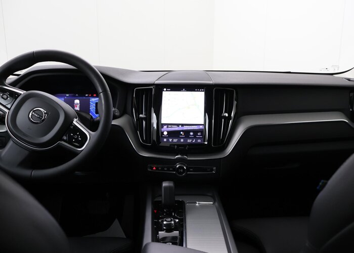 Volvo XC60 2.0 T6 Plug-in hybrid AWD Plus Dark
