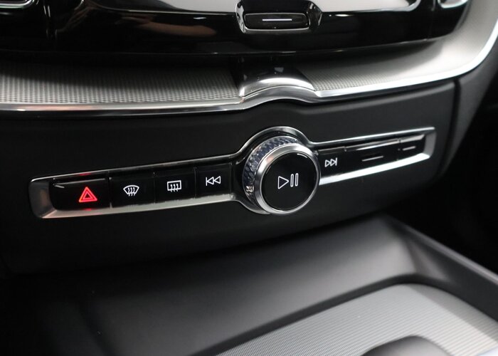 Volvo XC60 2.0 T6 Plug-in hybrid AWD Plus Dark