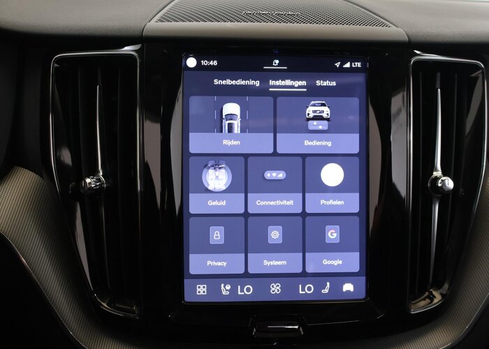 Volvo XC60 2.0 T8 Plug-in hybrid AWD Plus Dark