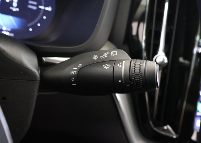 Volvo XC60 2.0 T8 Plug-in hybrid AWD Plus Dark
