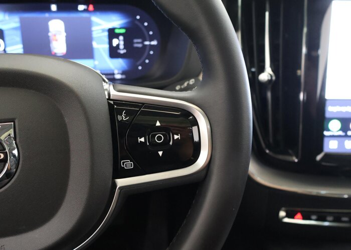 Volvo XC60 2.0 T8 Plug-in hybrid AWD Plus Dark
