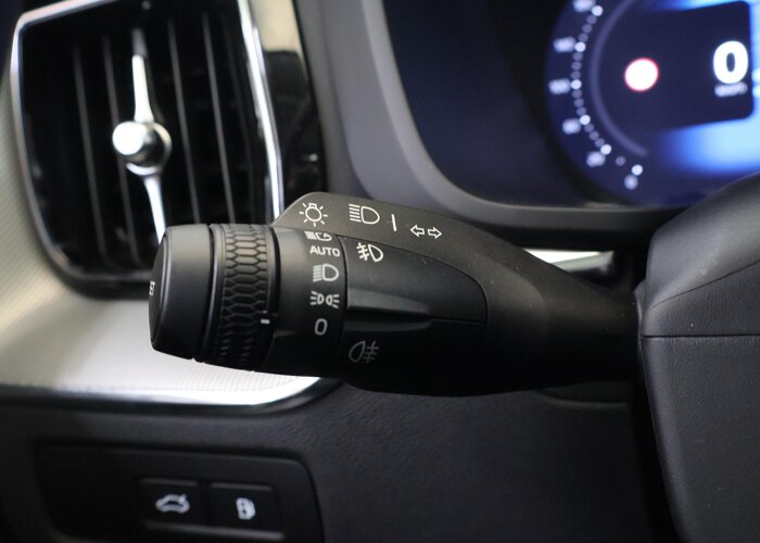 Volvo XC60 2.0 T8 Plug-in hybrid AWD Plus Dark