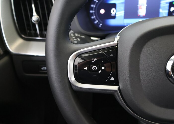 Volvo XC60 2.0 T8 Plug-in hybrid AWD Plus Dark