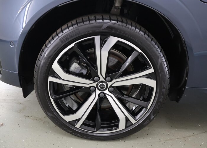 Volvo XC60 2.0 T8 Plug-in hybrid AWD Plus Dark